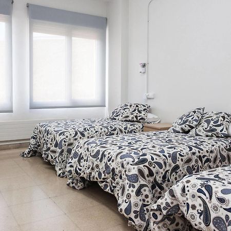 Residencia Albergue Jaca Bagian luar foto