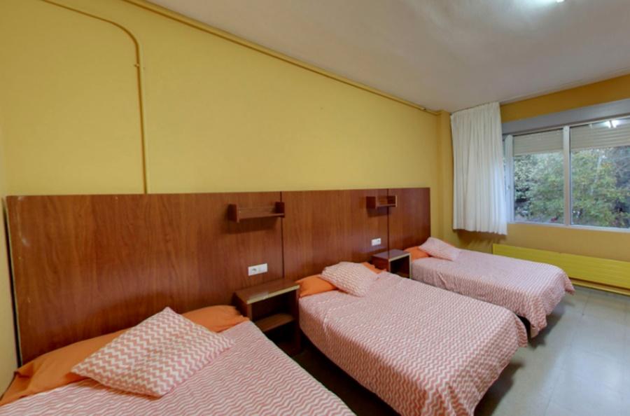 Residencia Albergue Jaca Bagian luar foto