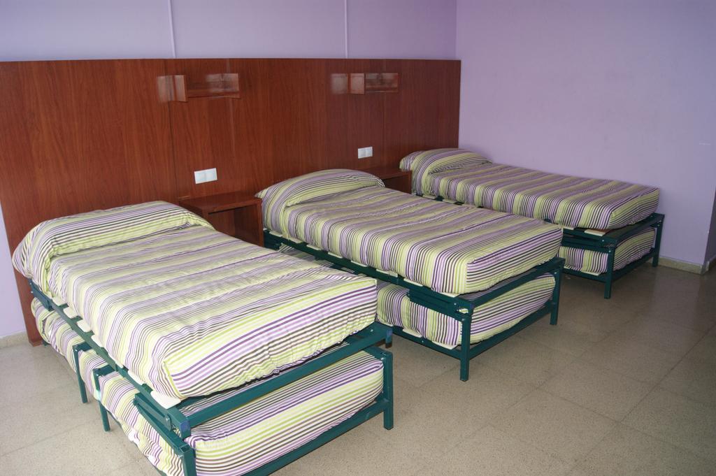 Residencia Albergue Jaca Ruang foto