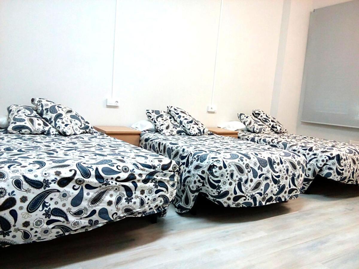 Residencia Albergue Jaca Bagian luar foto